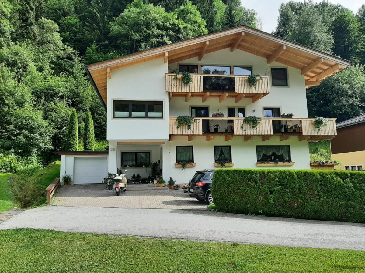 Gemuetliche Wohnung 10 Minuten Vom See Entfernt Zell am See Luaran gambar